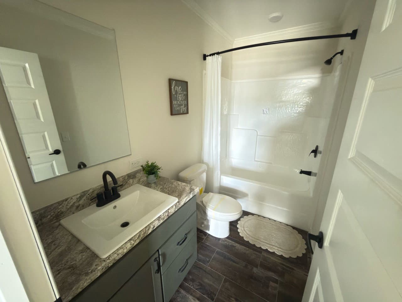 Orchard house (study) bathroom home features