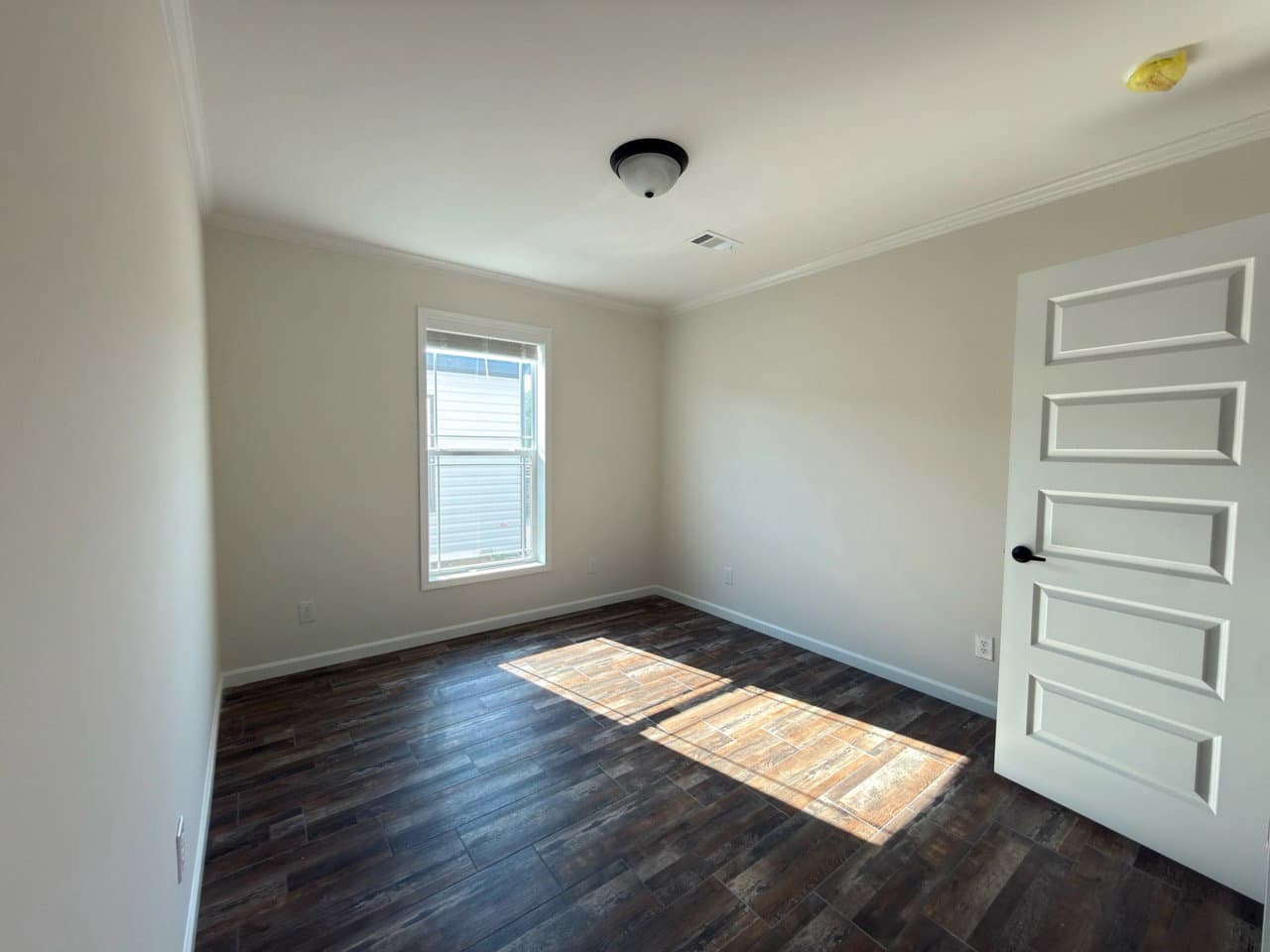 Aimon c 4br bedroom home features