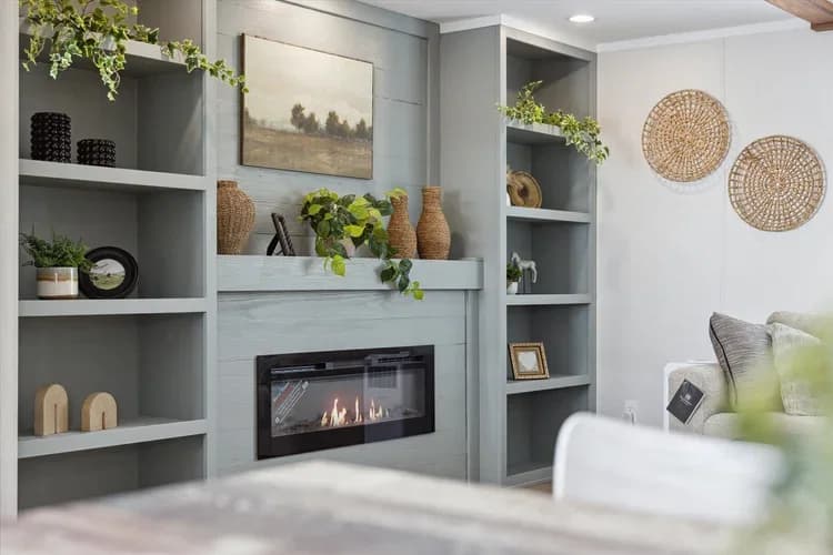 Fremont interior home features
