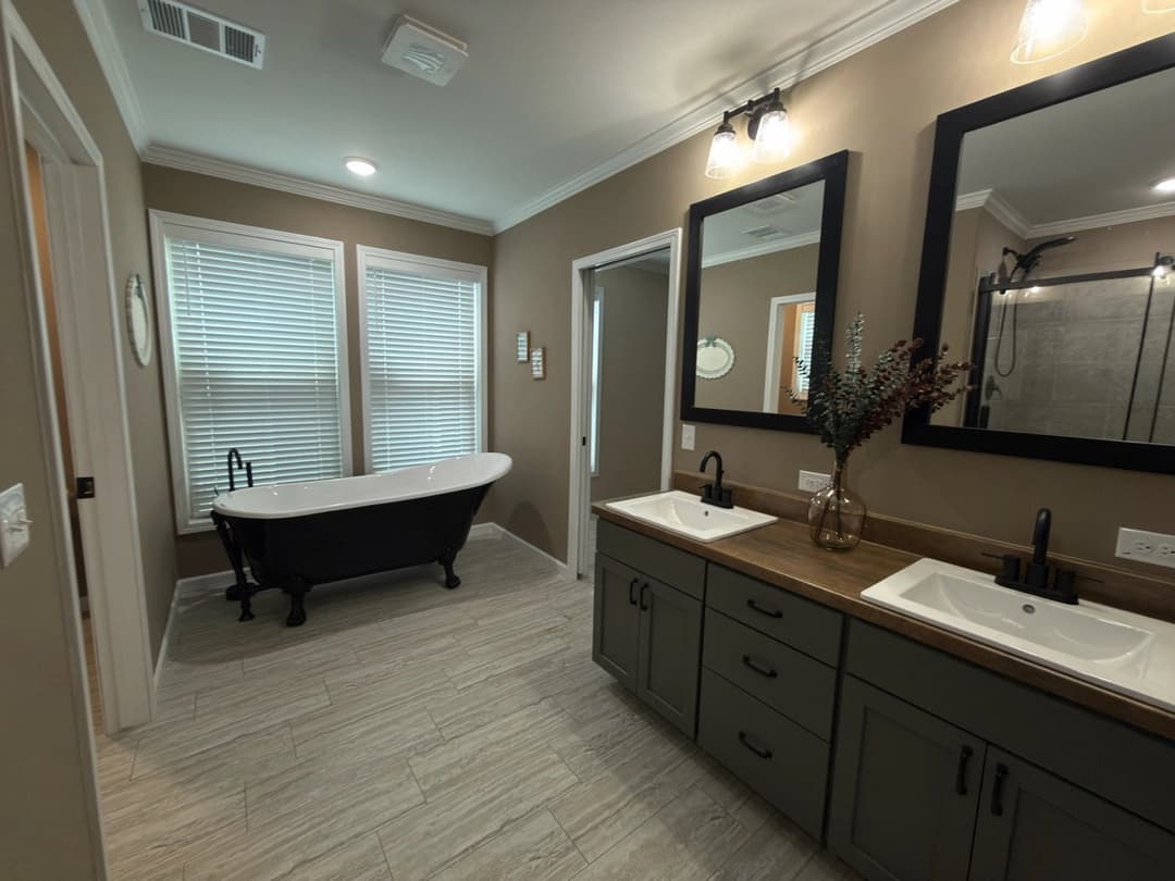 The clarkson jr. bathroom home features
