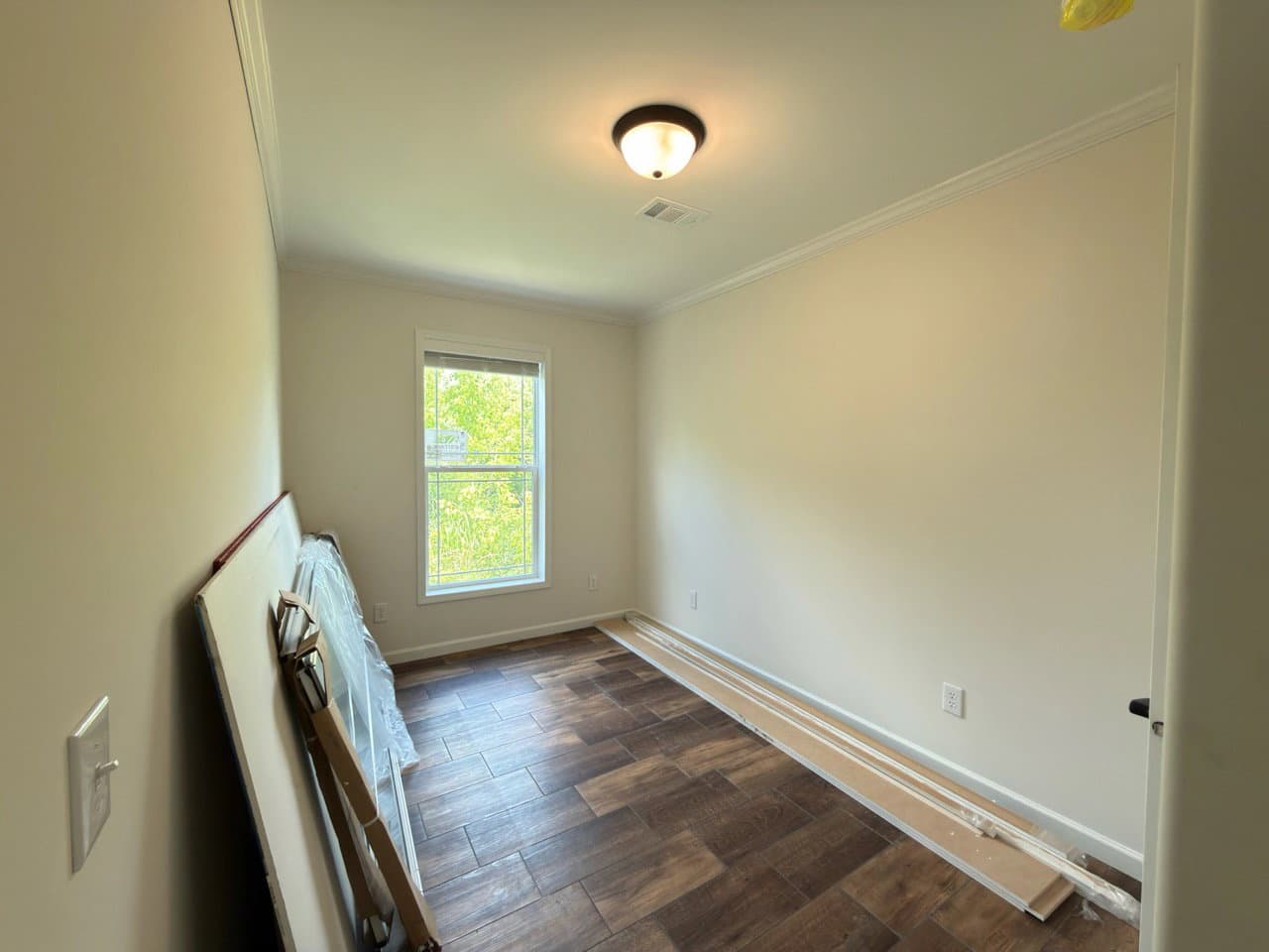The haven b interior home features