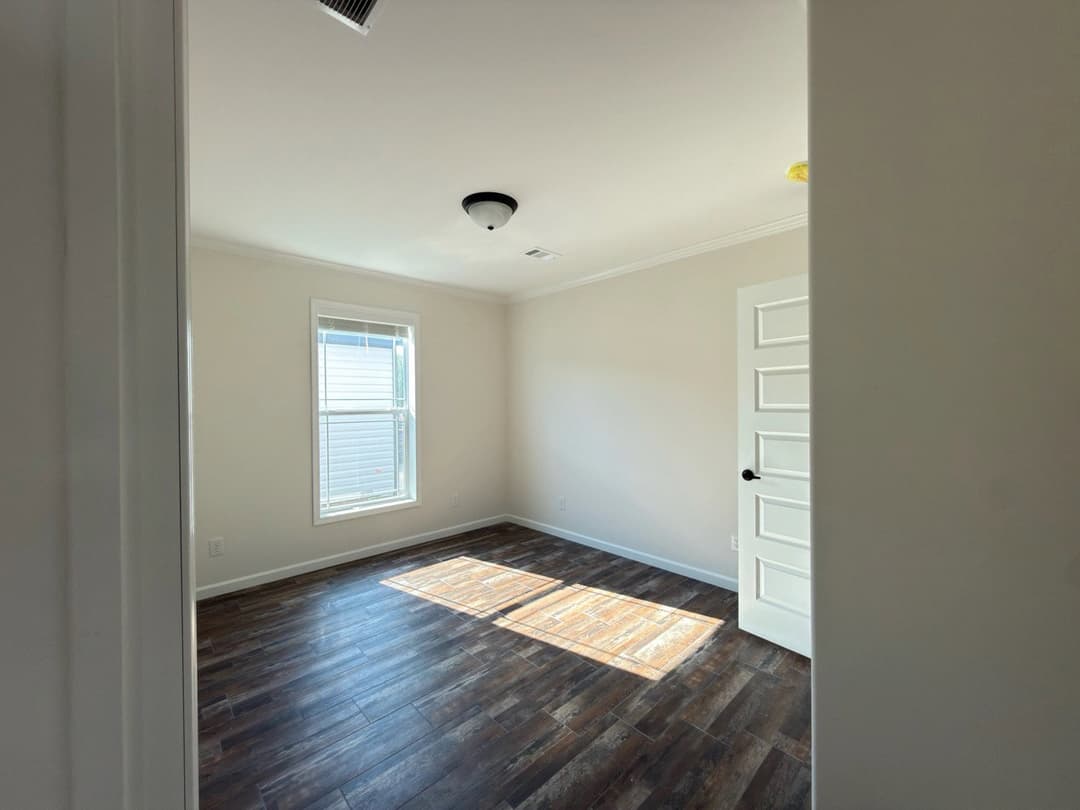 Aimon c 4br bedroom home features