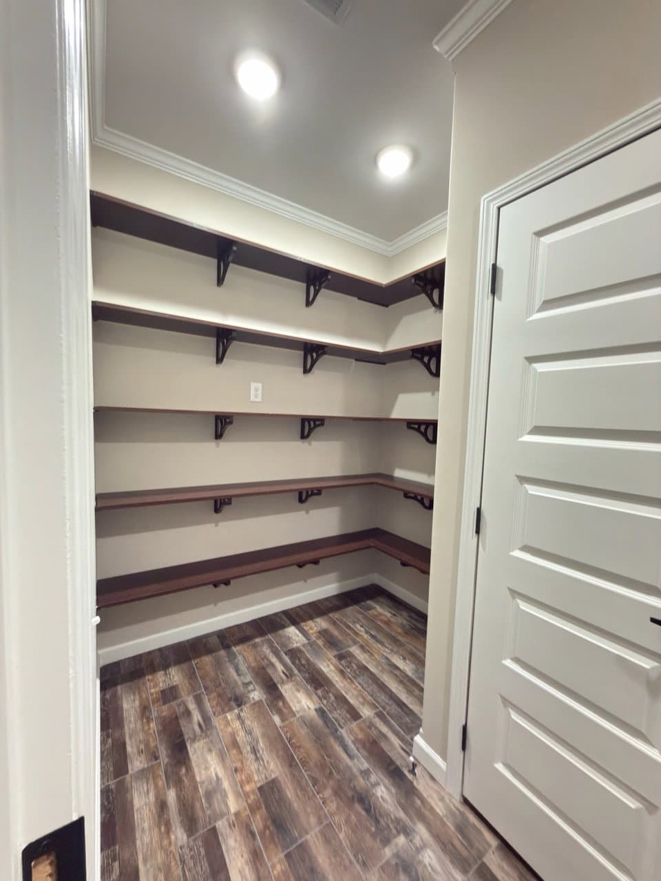 Wl-monl-6809 interior home features
