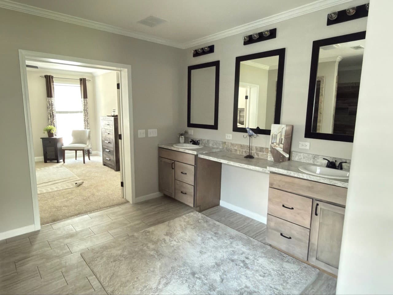 The anais bathroom home features