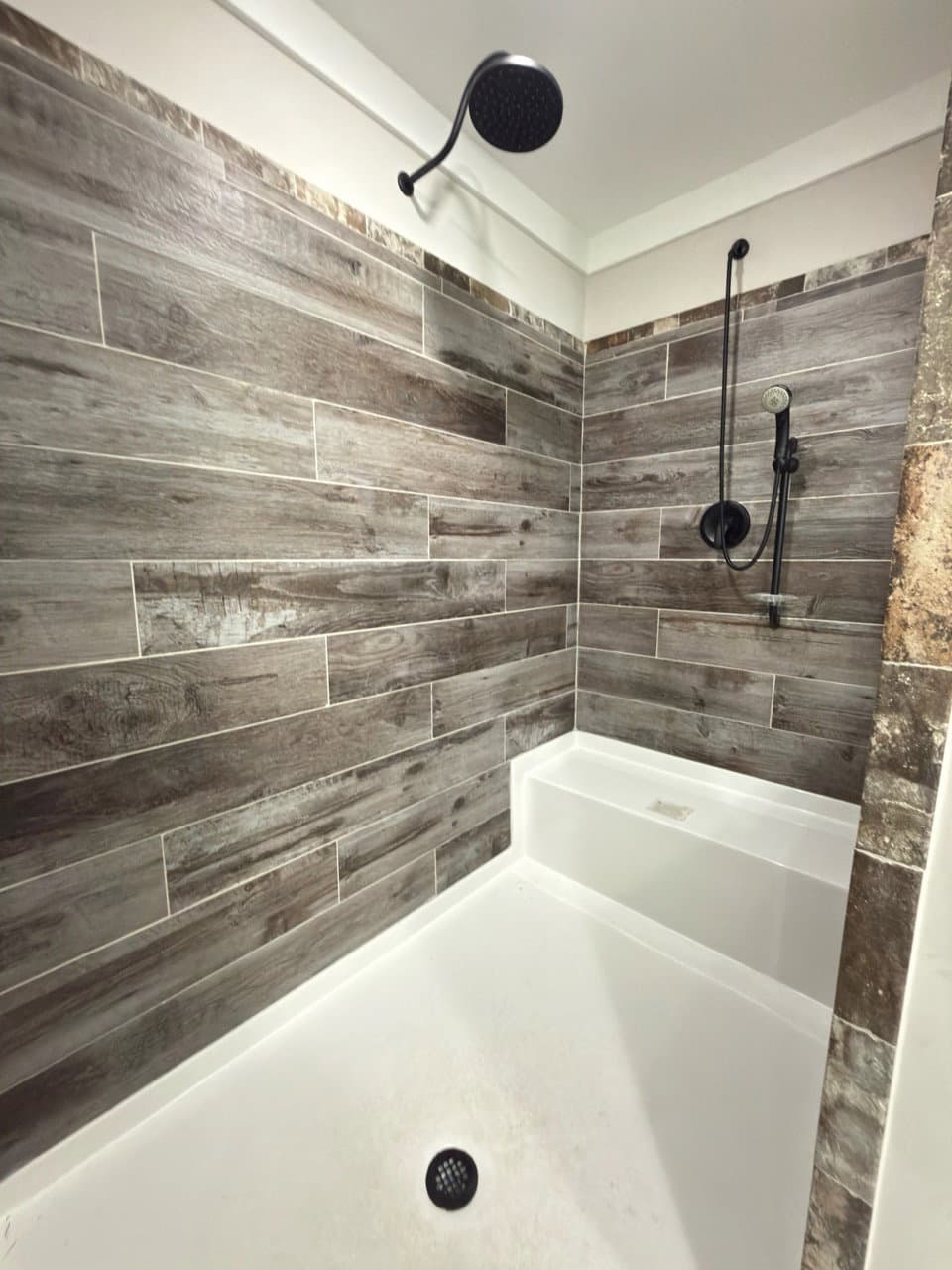 The barndominium bathroom home features