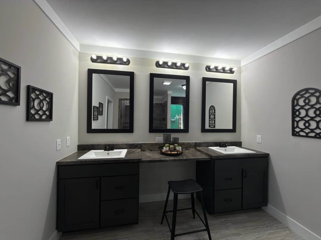 The barndominium bathroom home features