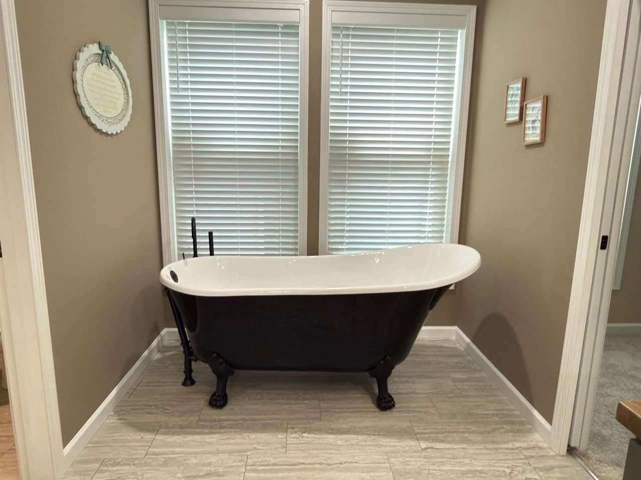 The clarkson jr. bathroom home features