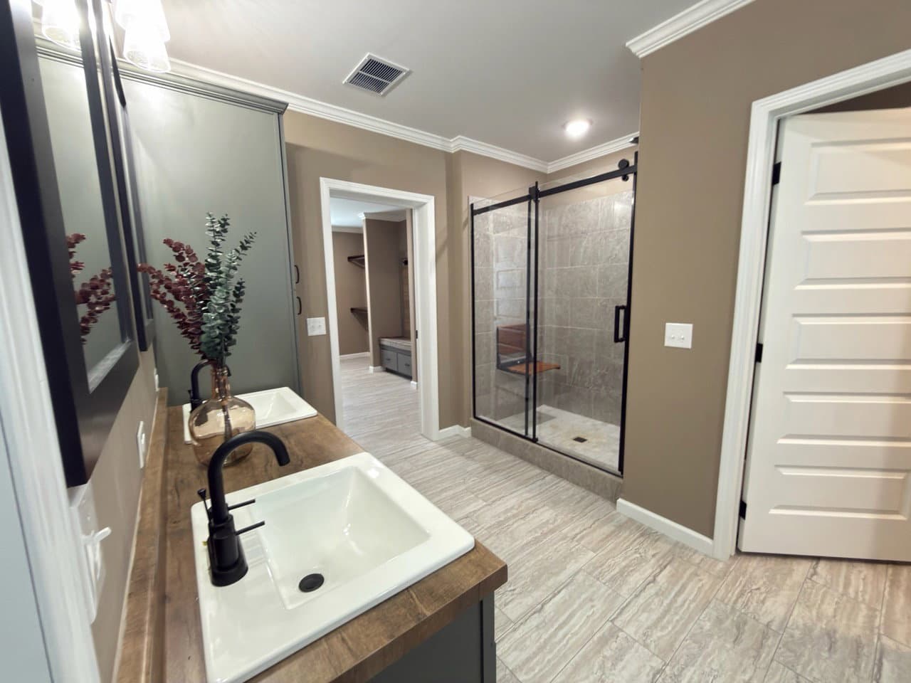 The clarkson jr. bathroom home features