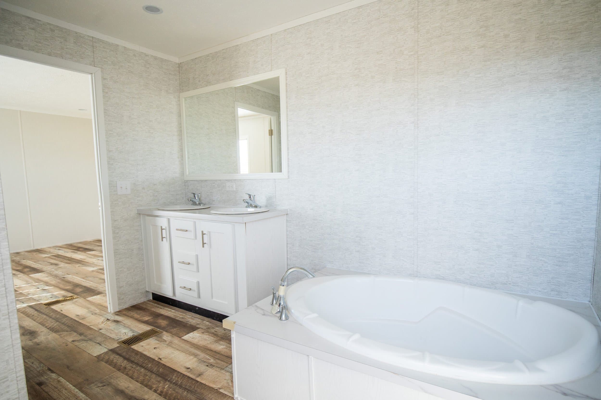 Onward bathroom home features