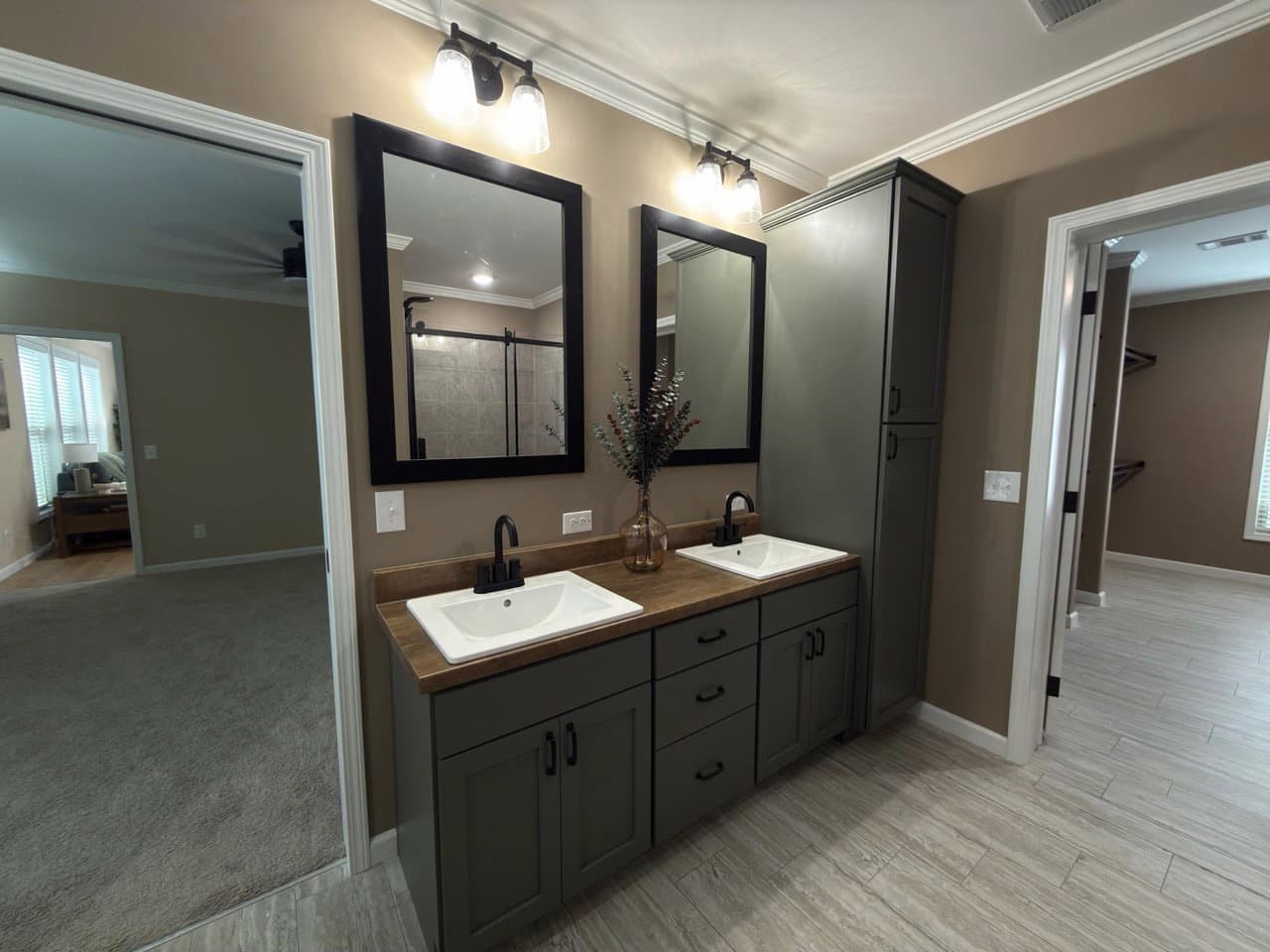 The clarkson jr. bathroom home features