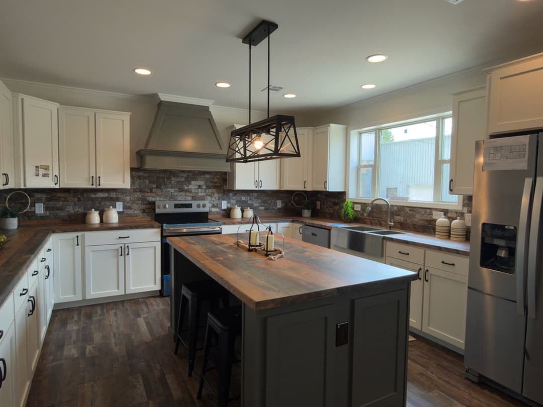The clarkson kitchen home features