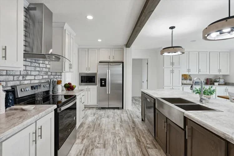 Levi kitchen home features
