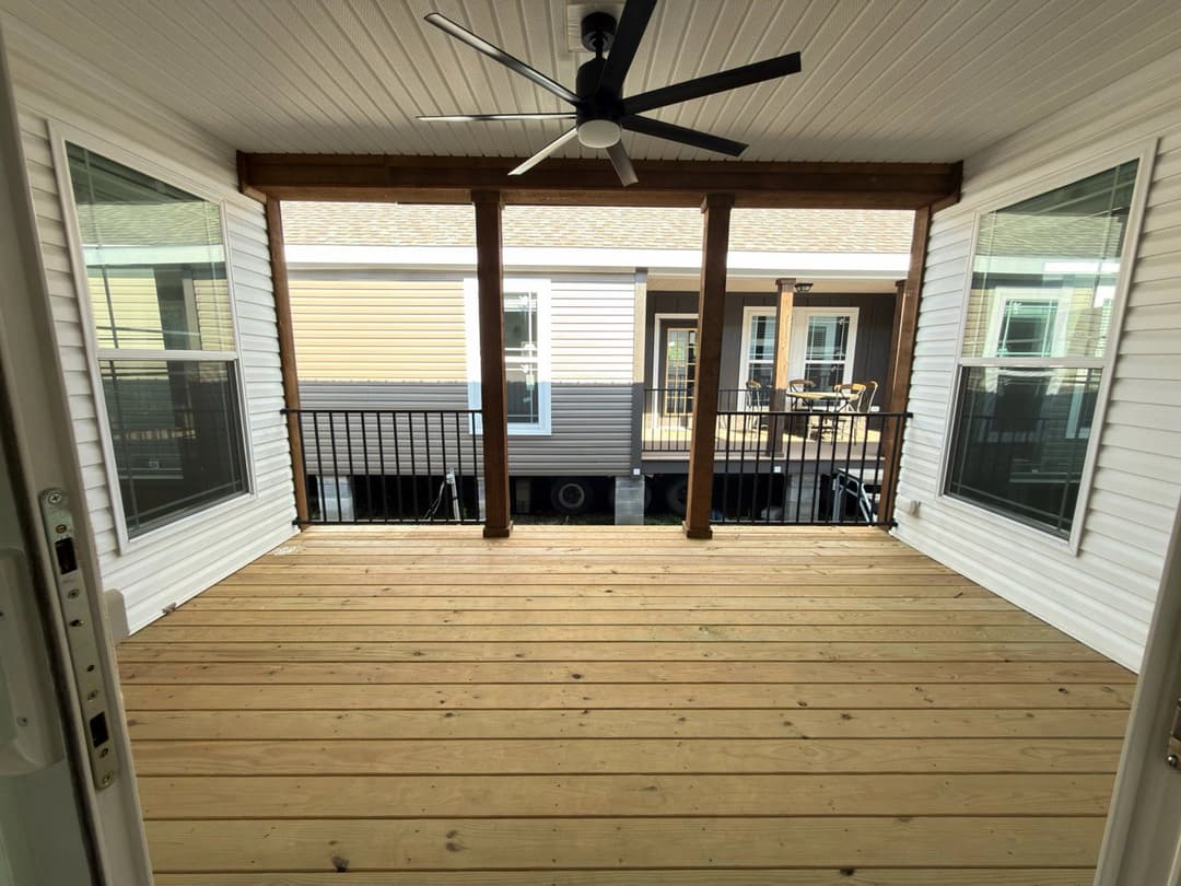 Aimon b exterior home features