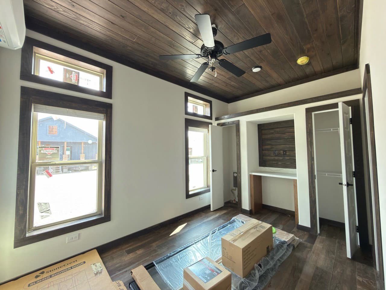 Cozy cabin interior home features
