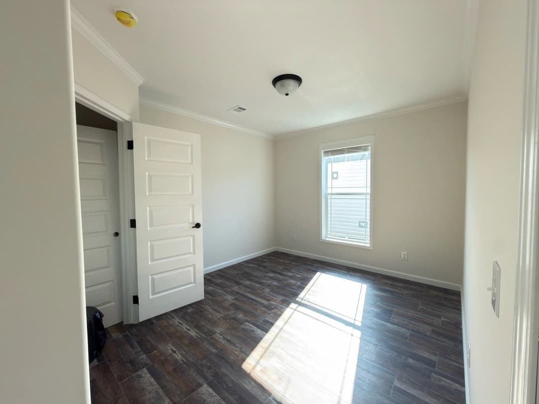 Aimon c 4br bedroom home features