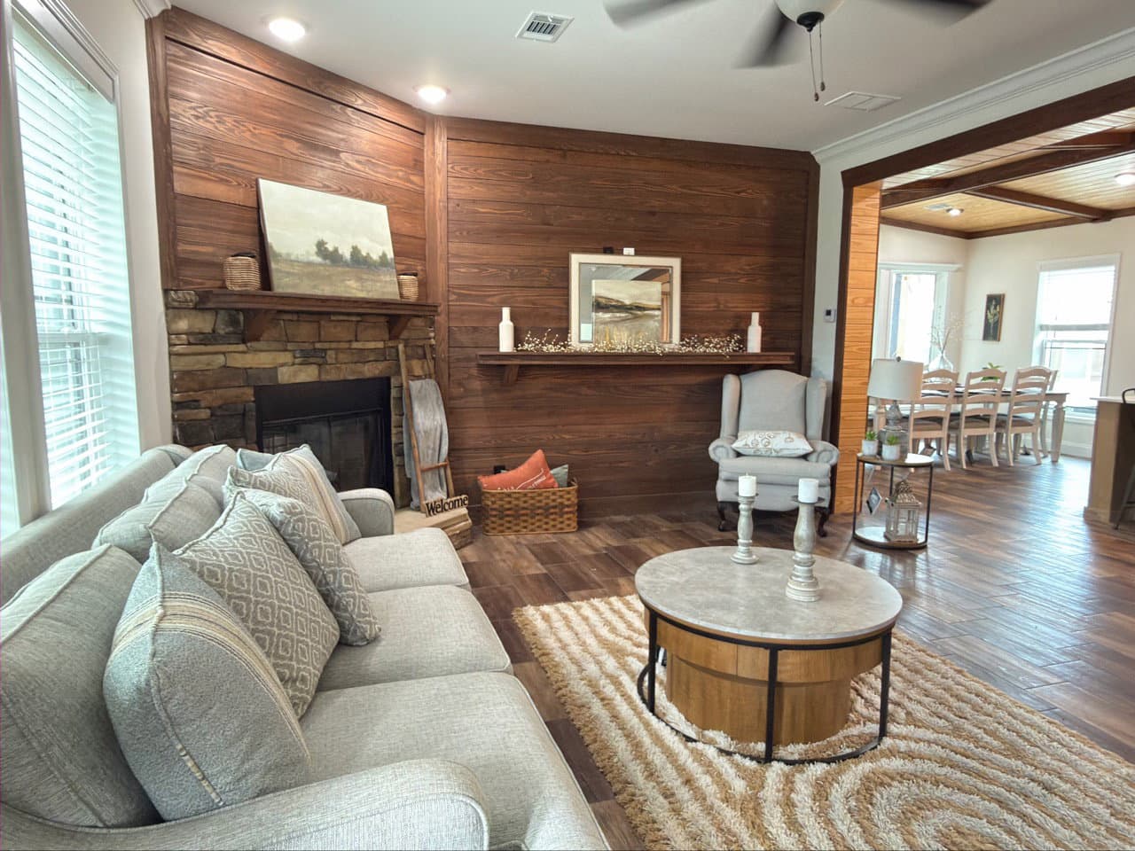 Orchard house (porch) interior home features