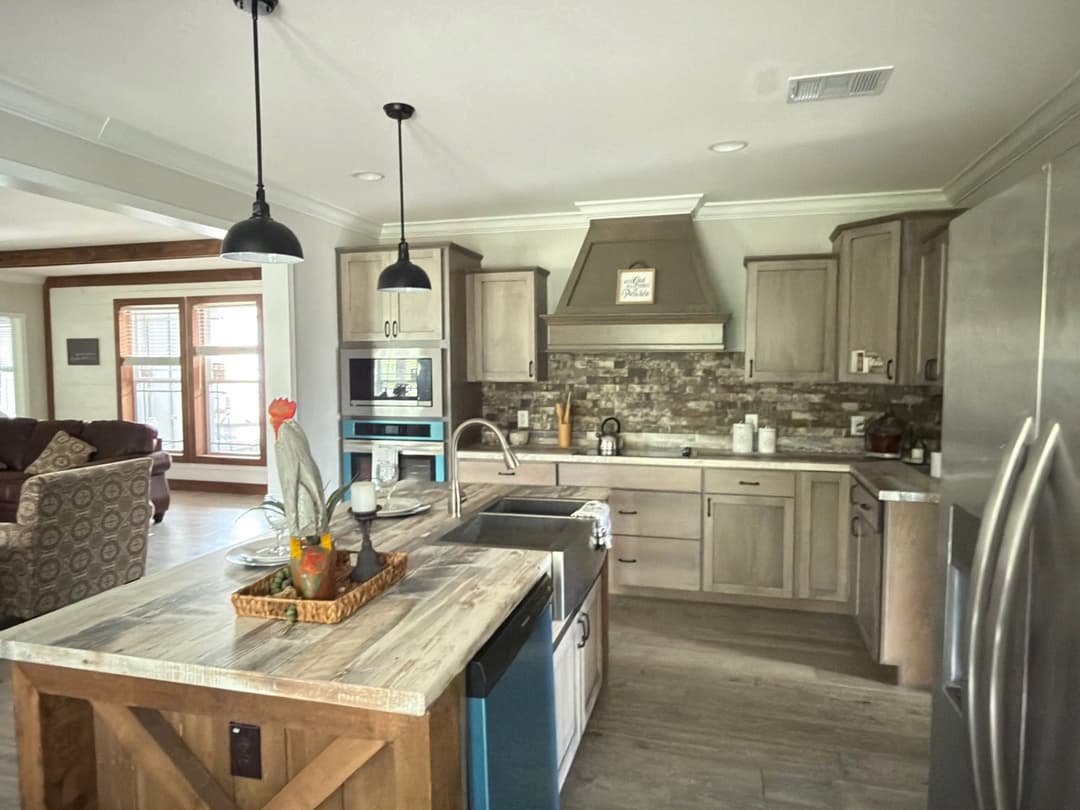 The anais kitchen home features