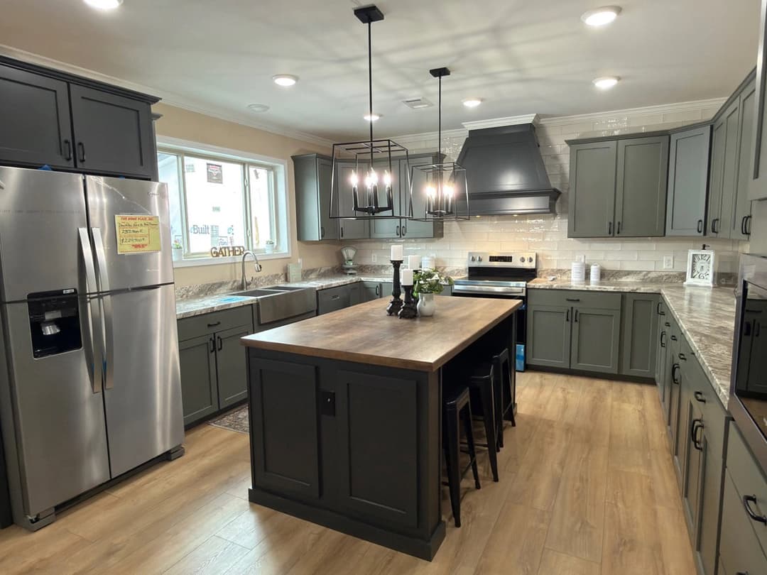 The clarkson jr. kitchen home features